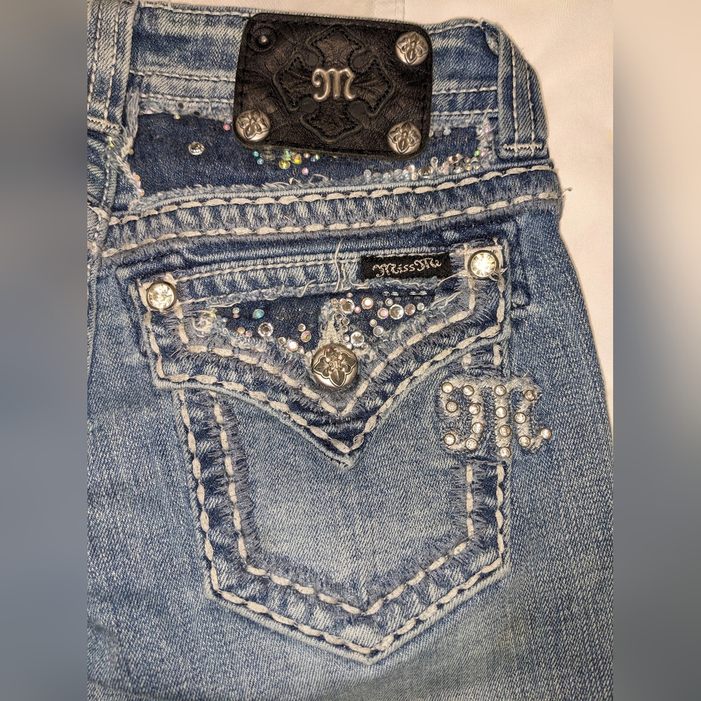 Miss Me Medium Wash Cotton Bootcut Jeans - Picture 13 of 13